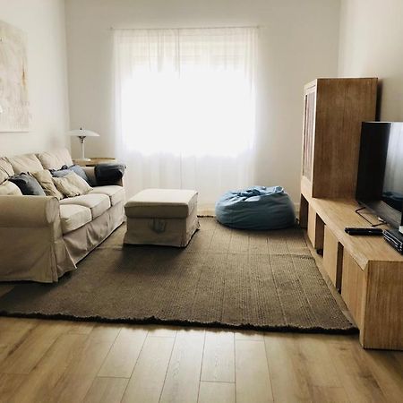 Apartamento Espacoso E Confortavel No Centro Do Montijo Apartman Kültér fotó